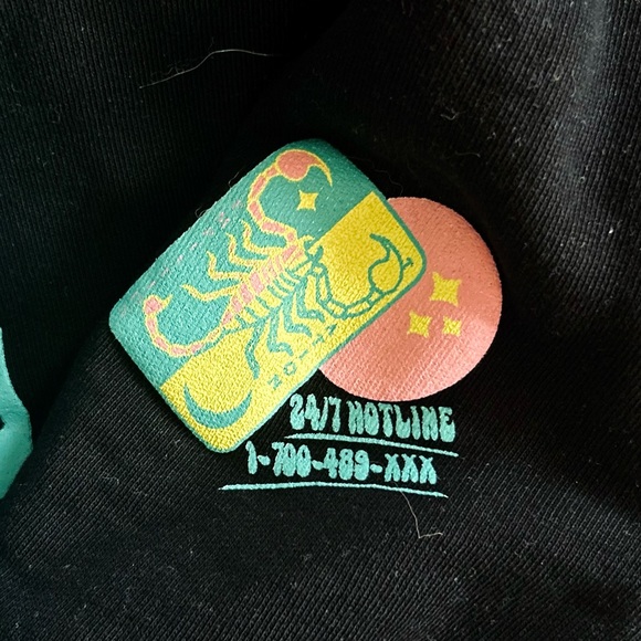 Black, Retro Crooked Tongues Men’s Medium Hoodie - Picture 6 of 16